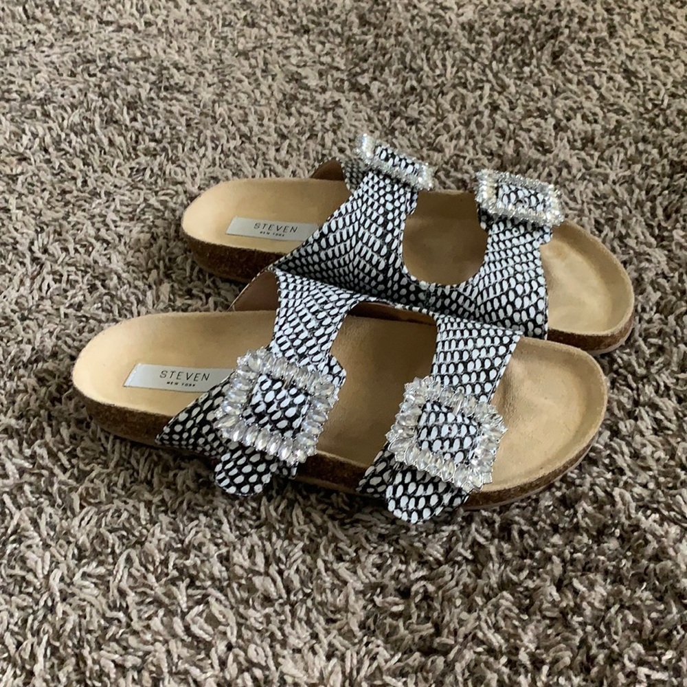 Steven New York Somers Slide Sandals in women’s size 9